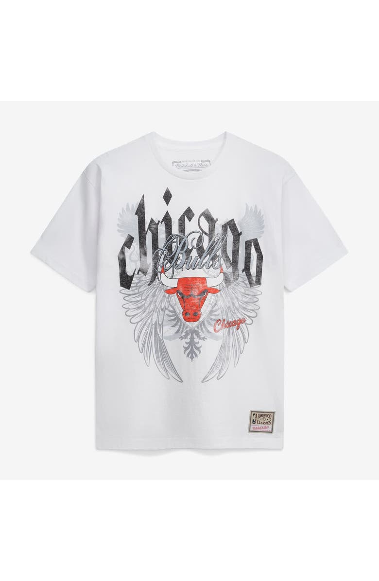 Mitchell & Ness Men's Mitchell & Ness White Chicago Bulls Old English Classic T-Shirt, Main, color, White