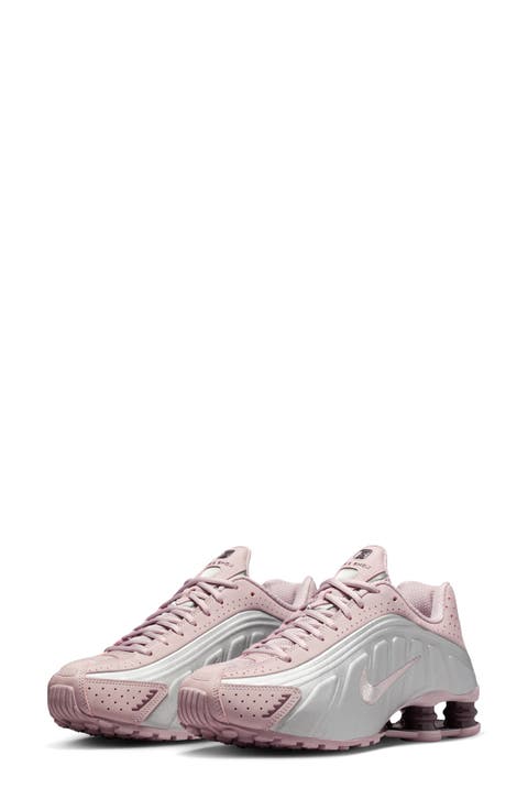 Shox R4 Sneaker (Women)