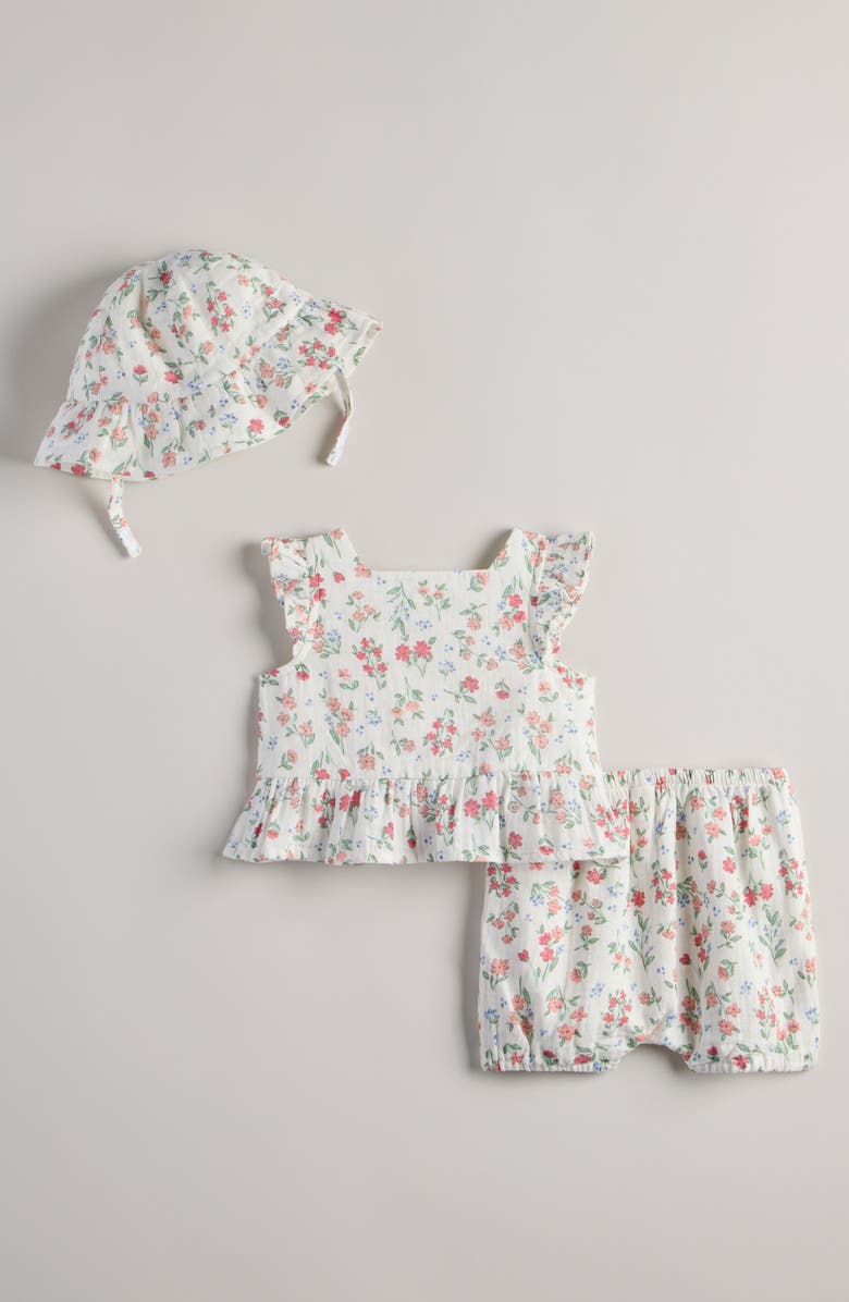 Nordstrom Ruffle Tank, Shorts & Bucket Hat Set, Alternate, color, Ivory Egret Sugar Floral