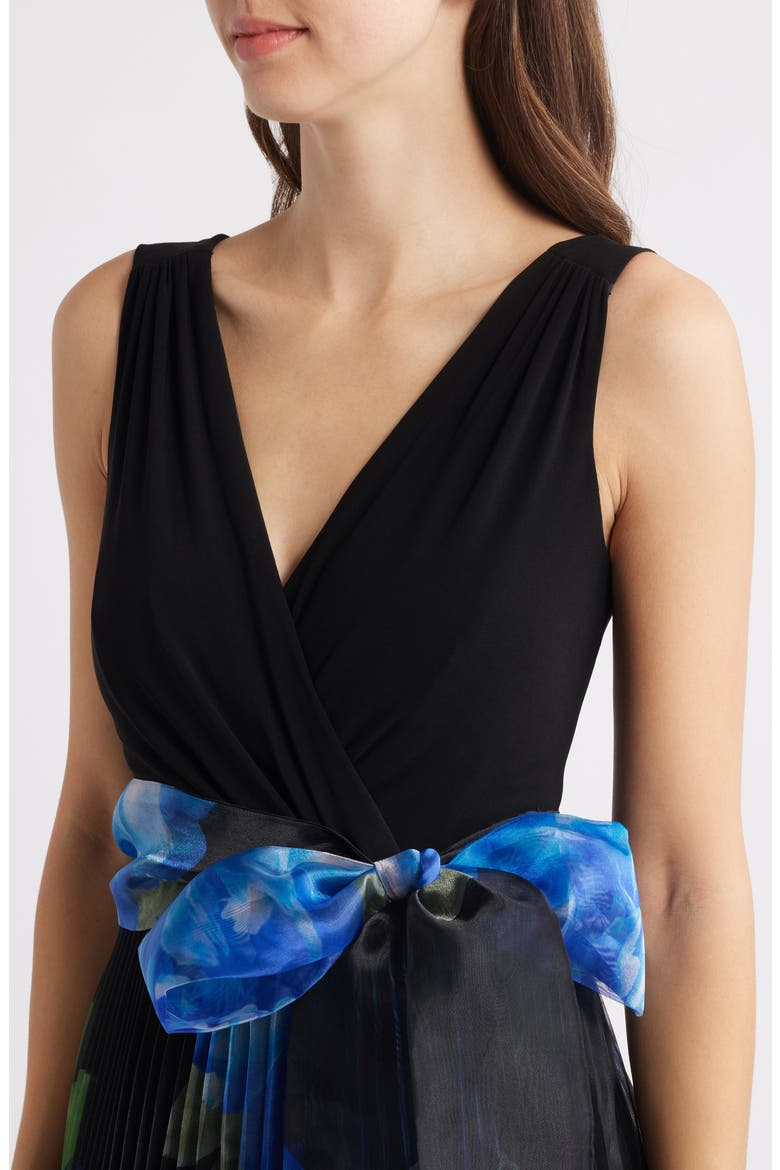 Pleated Sleeveless Gown, Alternate, color, BLACK BLUE