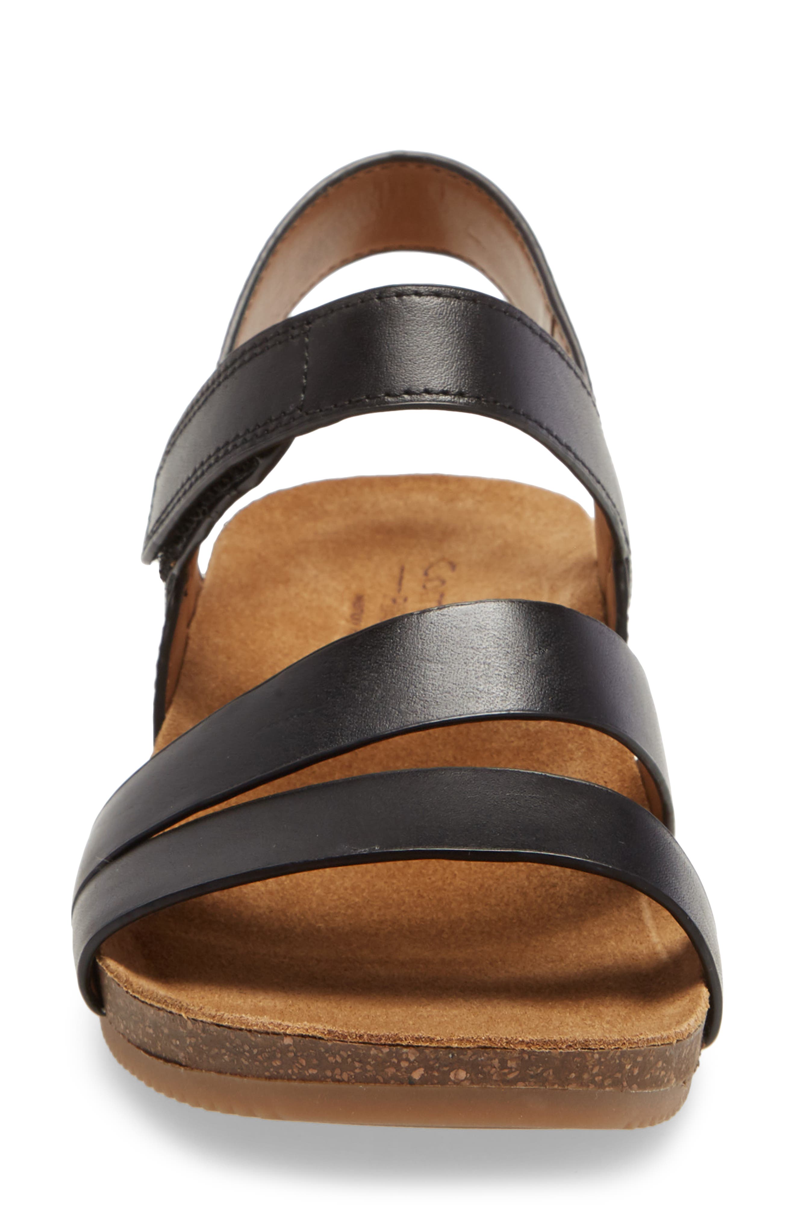 Comfortiva Gardena Strappy Sandal, Alternate, color, 