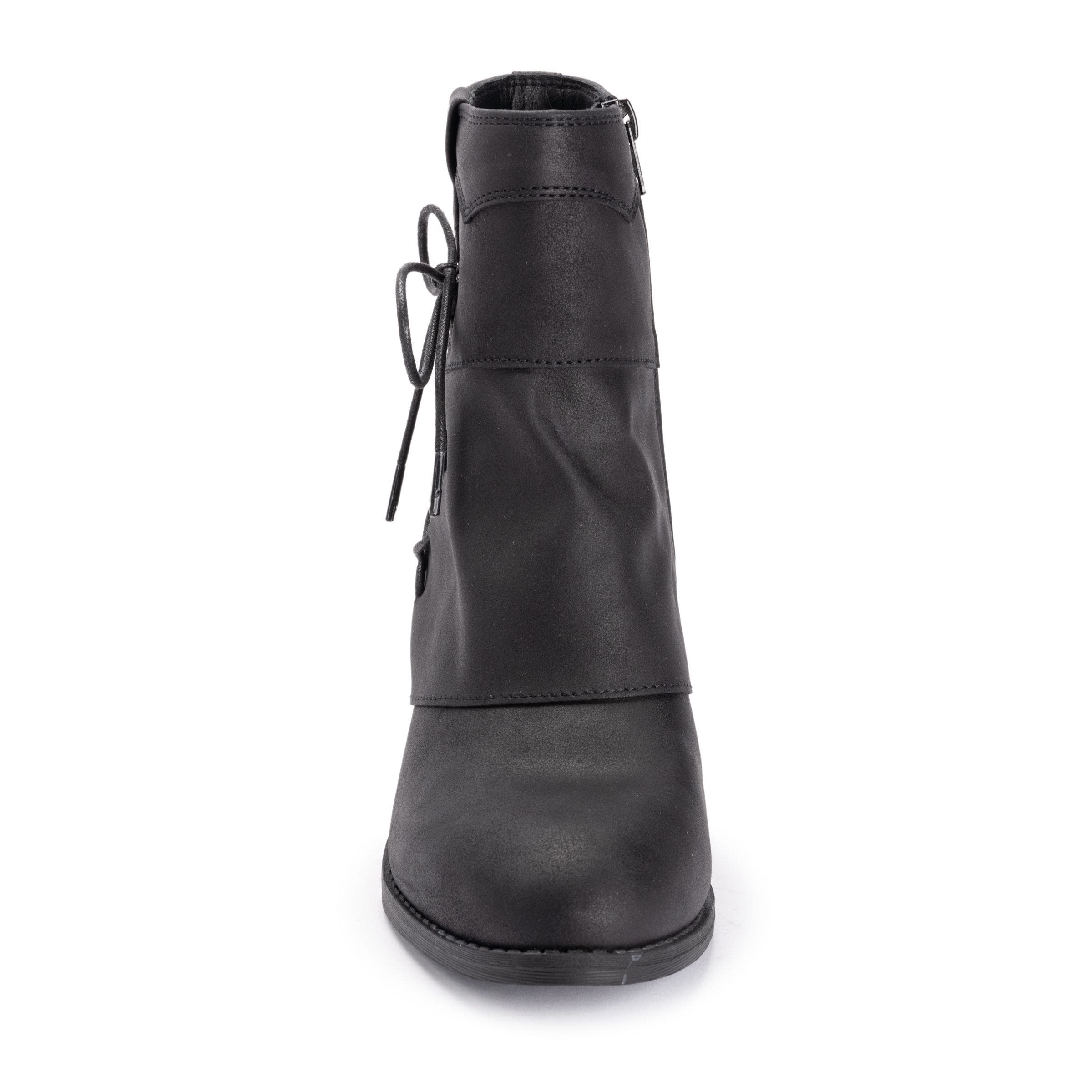 Women's Yuki Short Ankle Boots, Alternate, color, Black