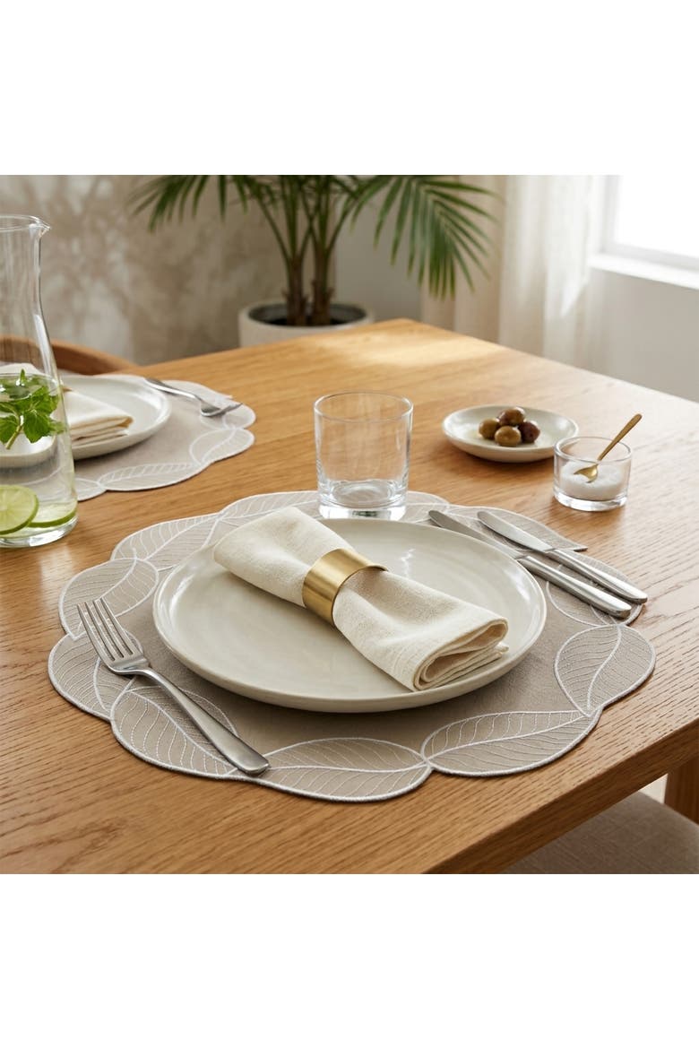 Leaf Placemat, Alternate, color, Gray