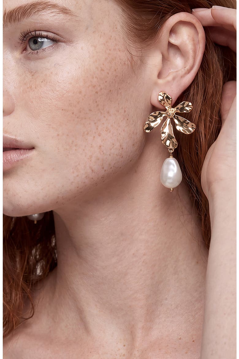 Flower Imitation Pearl Drop Earrings, Alternate, color, GOLD