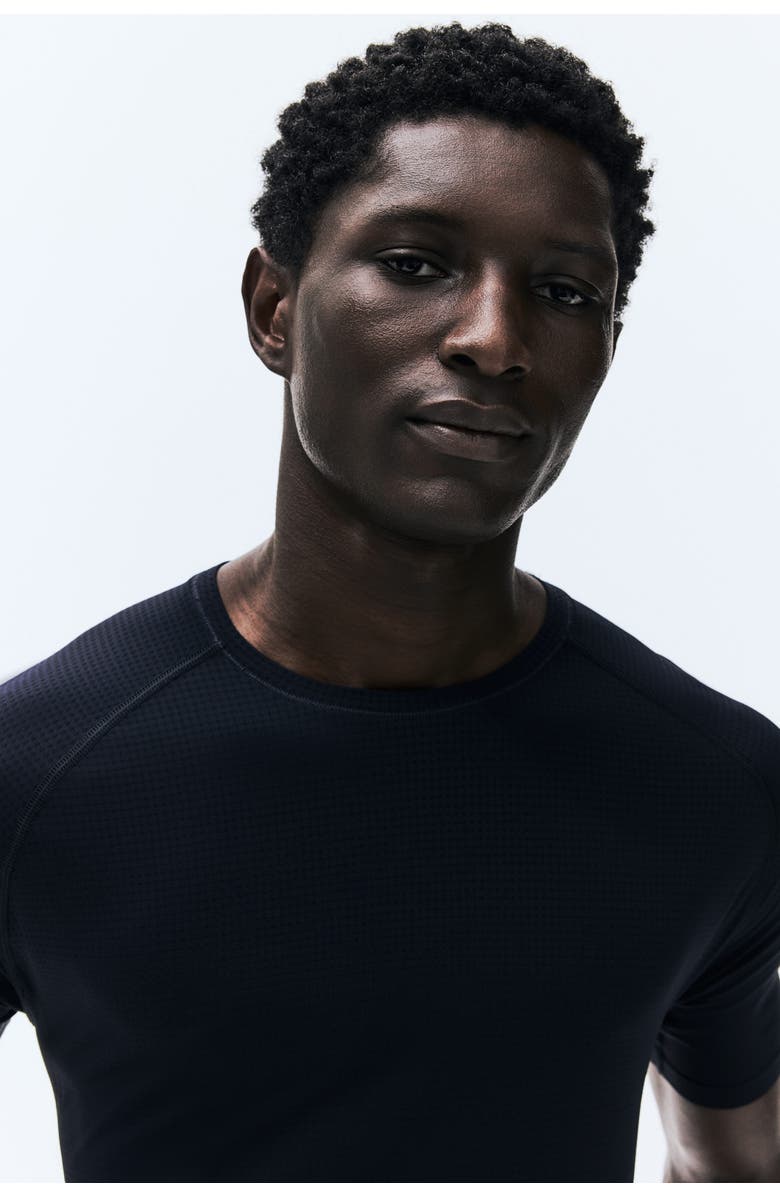 H&M Muscle Fit Sports T-shirt With Drymove, Alternate, color, Dark Blue