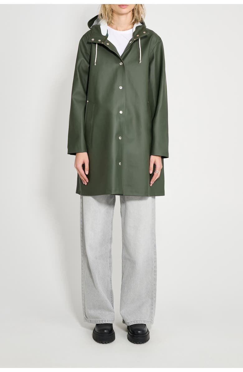 Stutterheim Mosebacke Hooded Long Sleeve Raincoat, Alternate, color, Green
