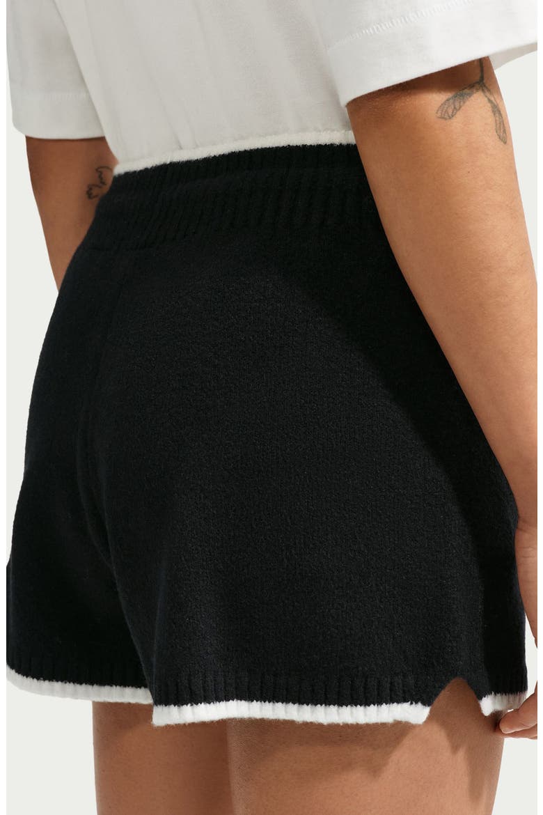 Sportswear Chill Knit Mid Rise Shorts, Alternate, color, 010 BLACK/WHITE