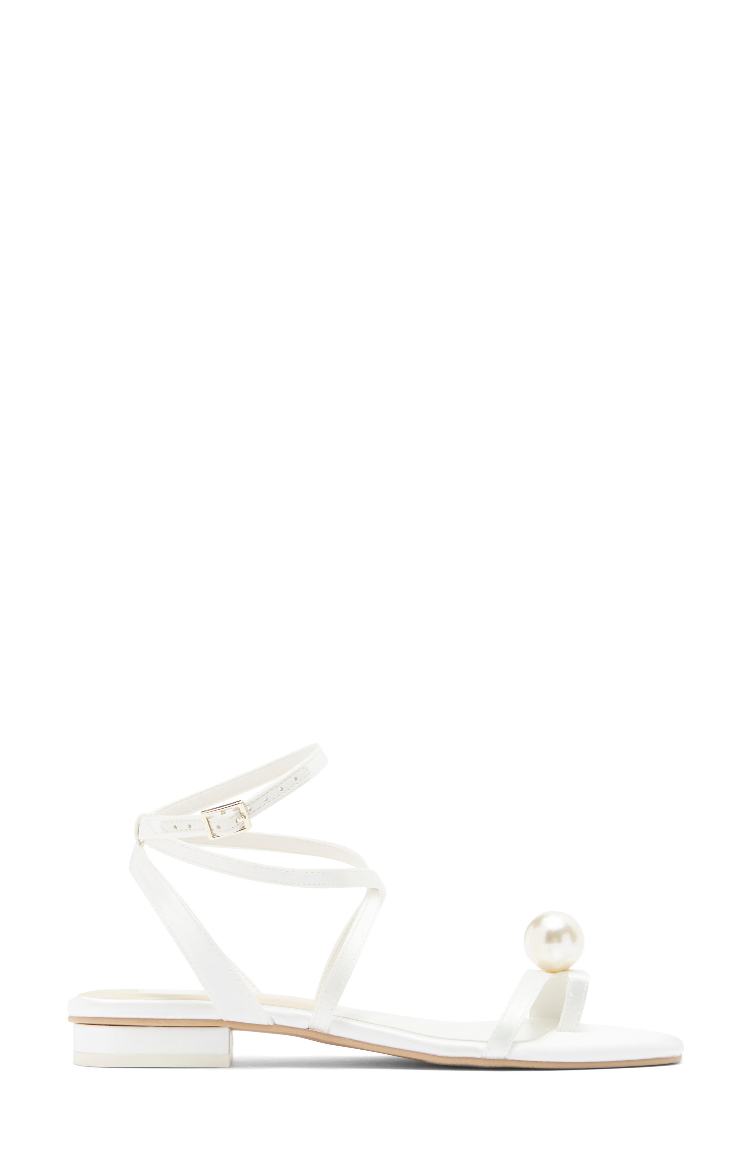 Dolce Vita Alessa Strappy Toe Loop Sandal, Alternate, color, 