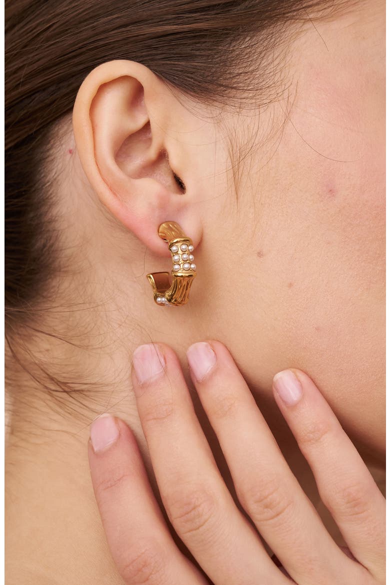 Freshwater Pearl Hoop Earrings, Alternate, color, GOLD