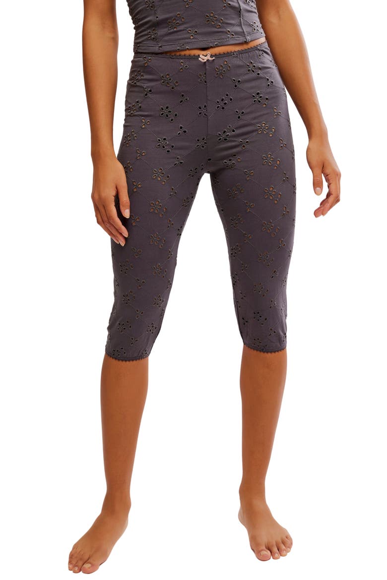 Full Bloom Eyelet Pajama Capri Pants, Main, color, PLUM KITTEN