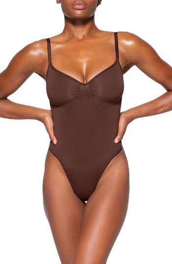 バレエ SKIMS THONG BODYSUIT SEAMLESS SCULPT THONG BODYSUIT | ONYX