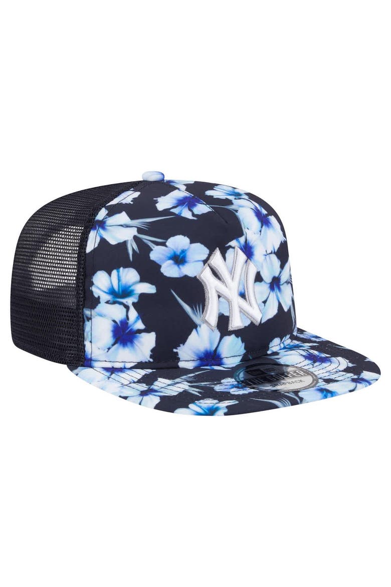 Men's New Era Navy New York Yankees Adventure Pattern Golfer Trucker Snapback Hat, Alternate, color, Navy