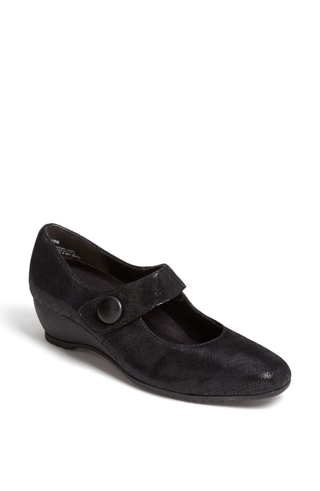 Munro 'Jenna' Pump, Main, color, 