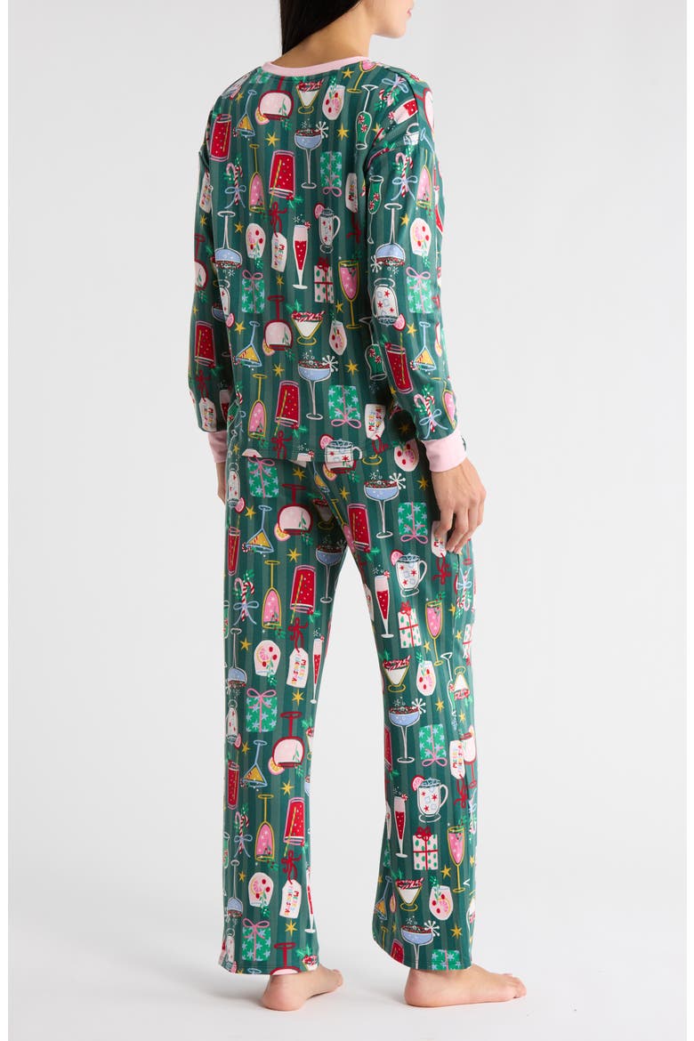 Holiday Long Sleeve Top, Shorts & Pants Pajamas, Alternate, color, MERRY FRIENDSMA