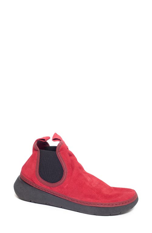 Unity in Diversity Fisi Sneaker in 006 Mb. Rumba Red 