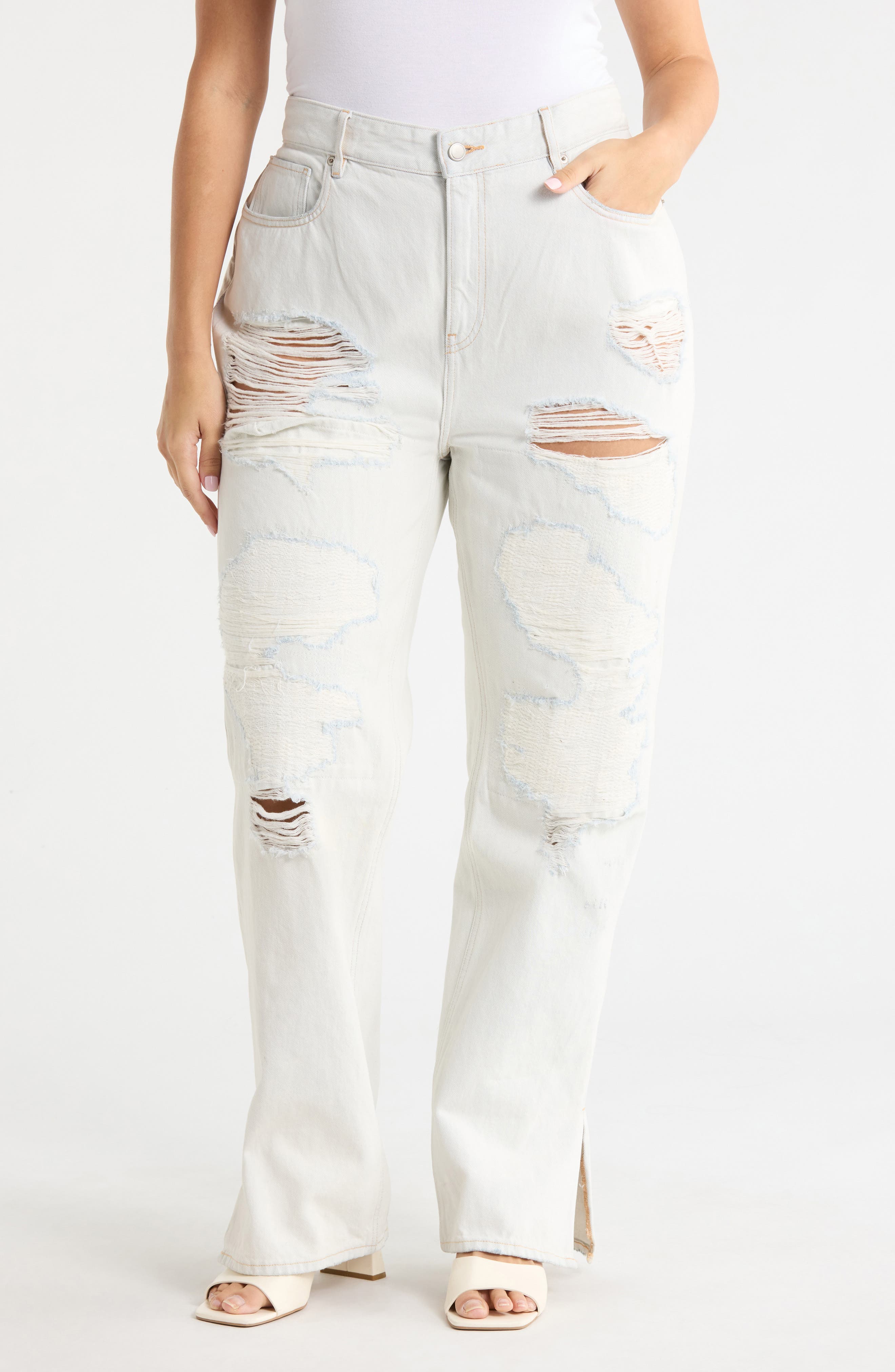 Good American The Khlo Distressed Straight Leg Jeans
