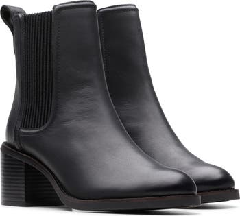 Clarks black leather chelsea boots online