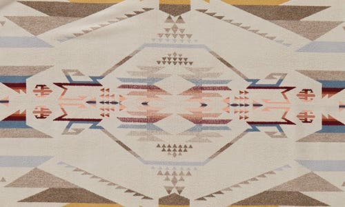 Pendleton White Sands Jacquard Robe Blanket In Brown