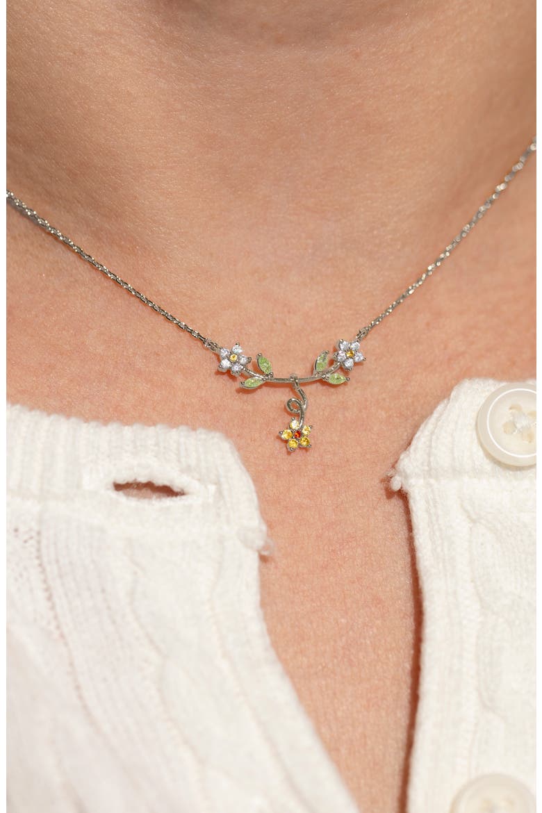 Golden Daisy Cubic Zirconia Pendant Necklace, Alternate, color, SILVER