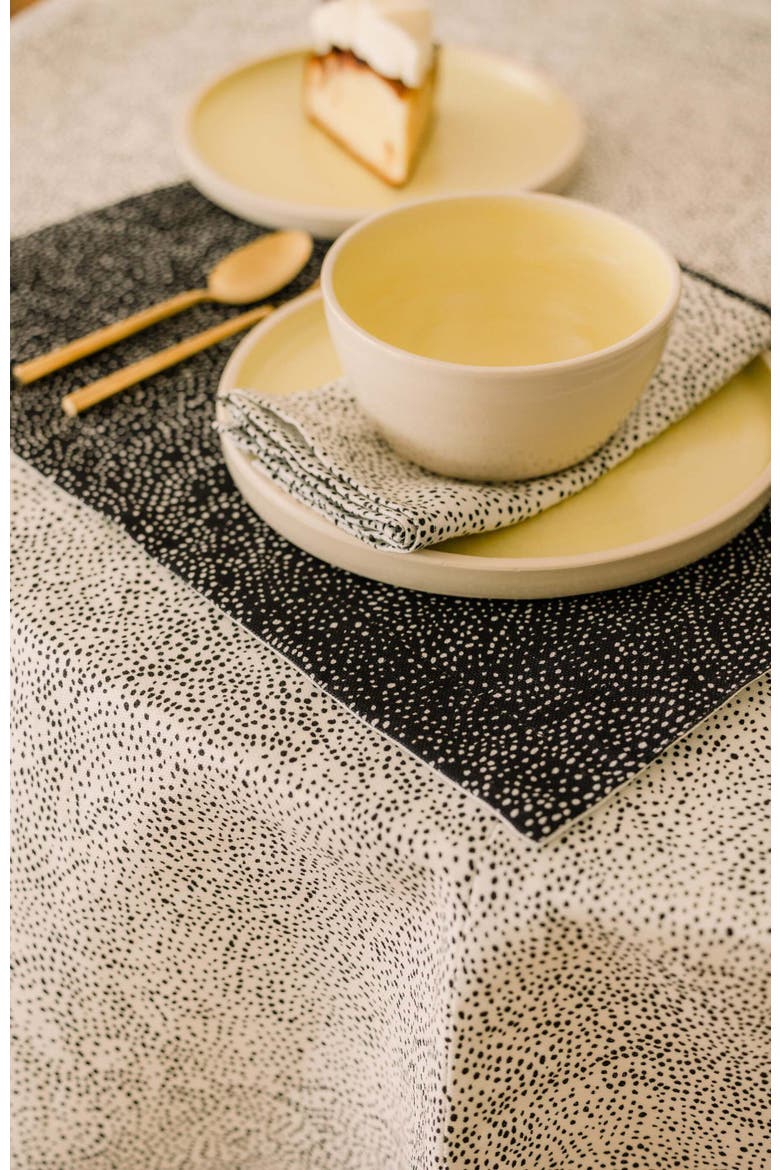 Palizada in Albatross - Single Napkin, Alternate, color, Albatross
