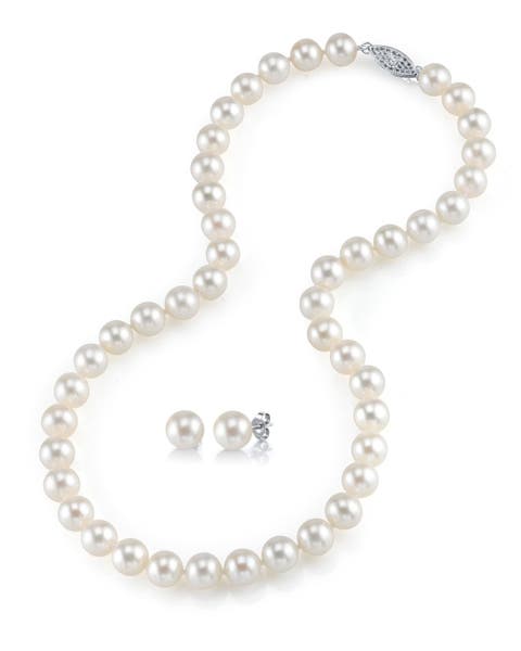 Freshwater Pearl Necklace & Earrings