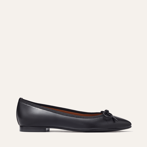 Margaux The Pointe Flat In Black