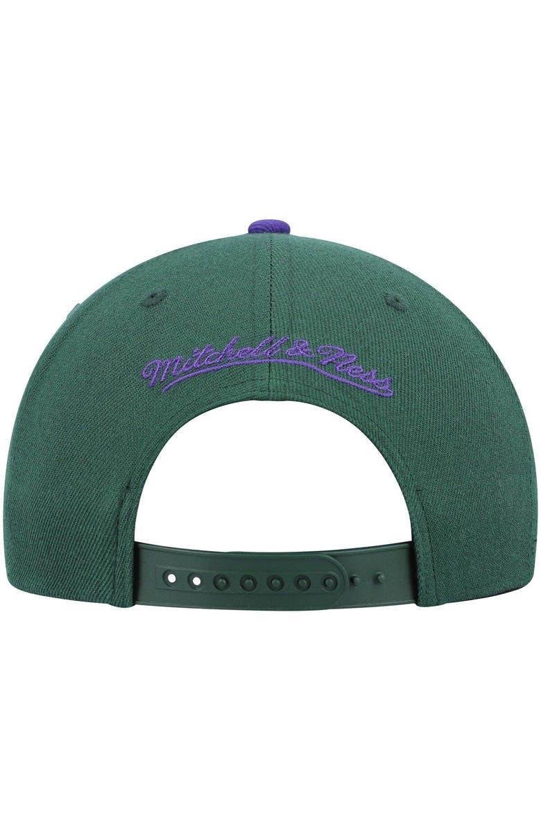 Mitchell & Ness Men's Mitchell & Ness Green/Purple Milwaukee Bucks Hardwood Classics Team Two-Tone 2.0 Snapback Hat, Alternate, color, Hunter Green