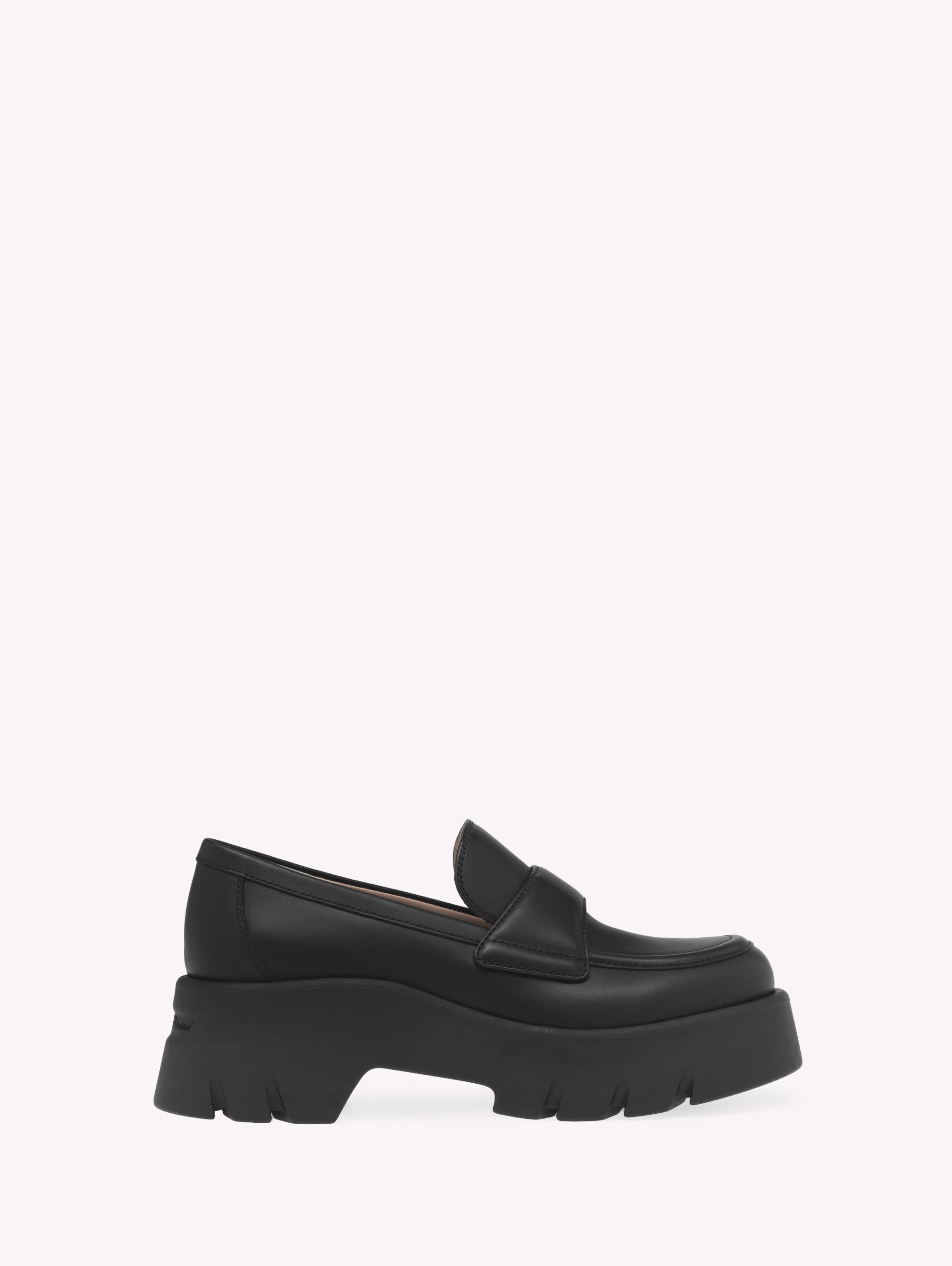 Gianvito Rossi Argo Leather Loafers In Black