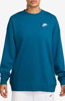 Nike Club Fleece Loose Fit Crewneck Sweatshirt