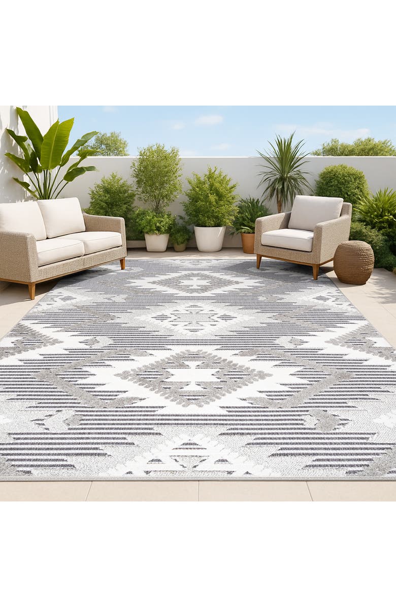 JONATHAN Y Sumak High-Low Pile Neutral Diamond Kilim Indoor/Outdoor Area Rug, Alternate, color, Gray/White/Black