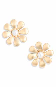 NORDSTROM RACK Faux Pearl Flower Stud Earrings