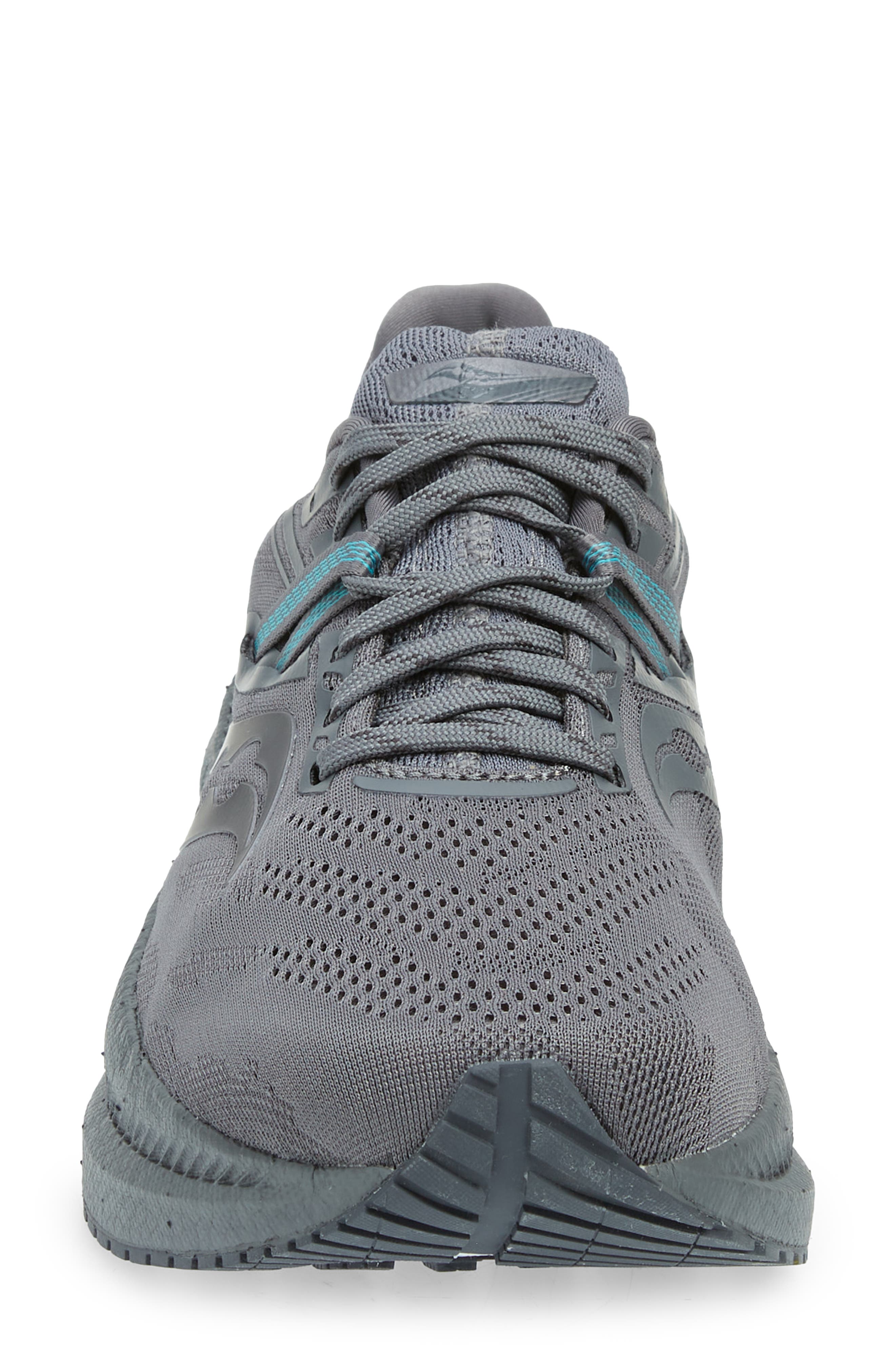 Saucony Triumph 20 Running Shoe, Alternate, color, 