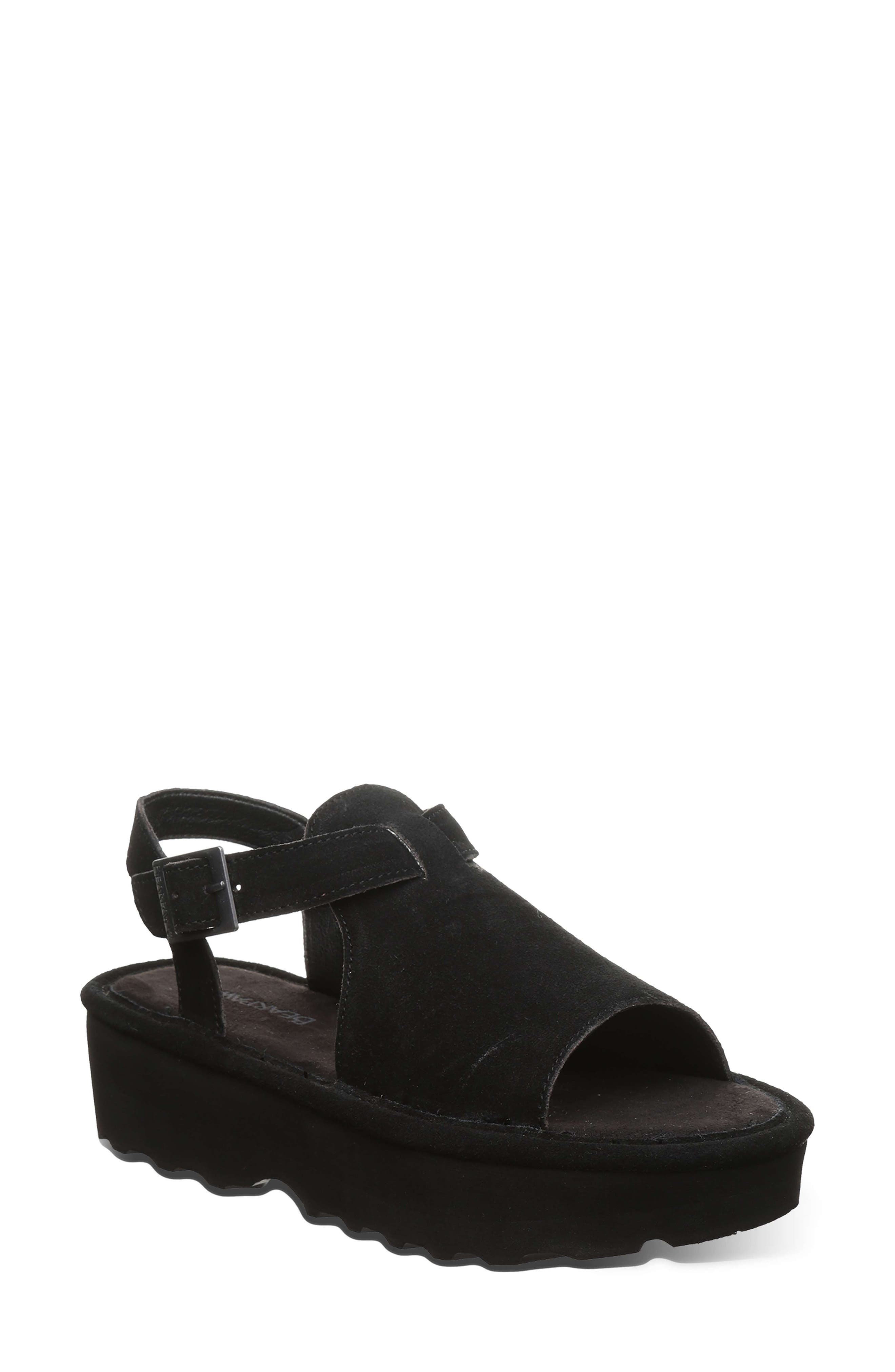 BEARPAW <p>Ascend Faux Leather Wedge Sandal (Women) </p>