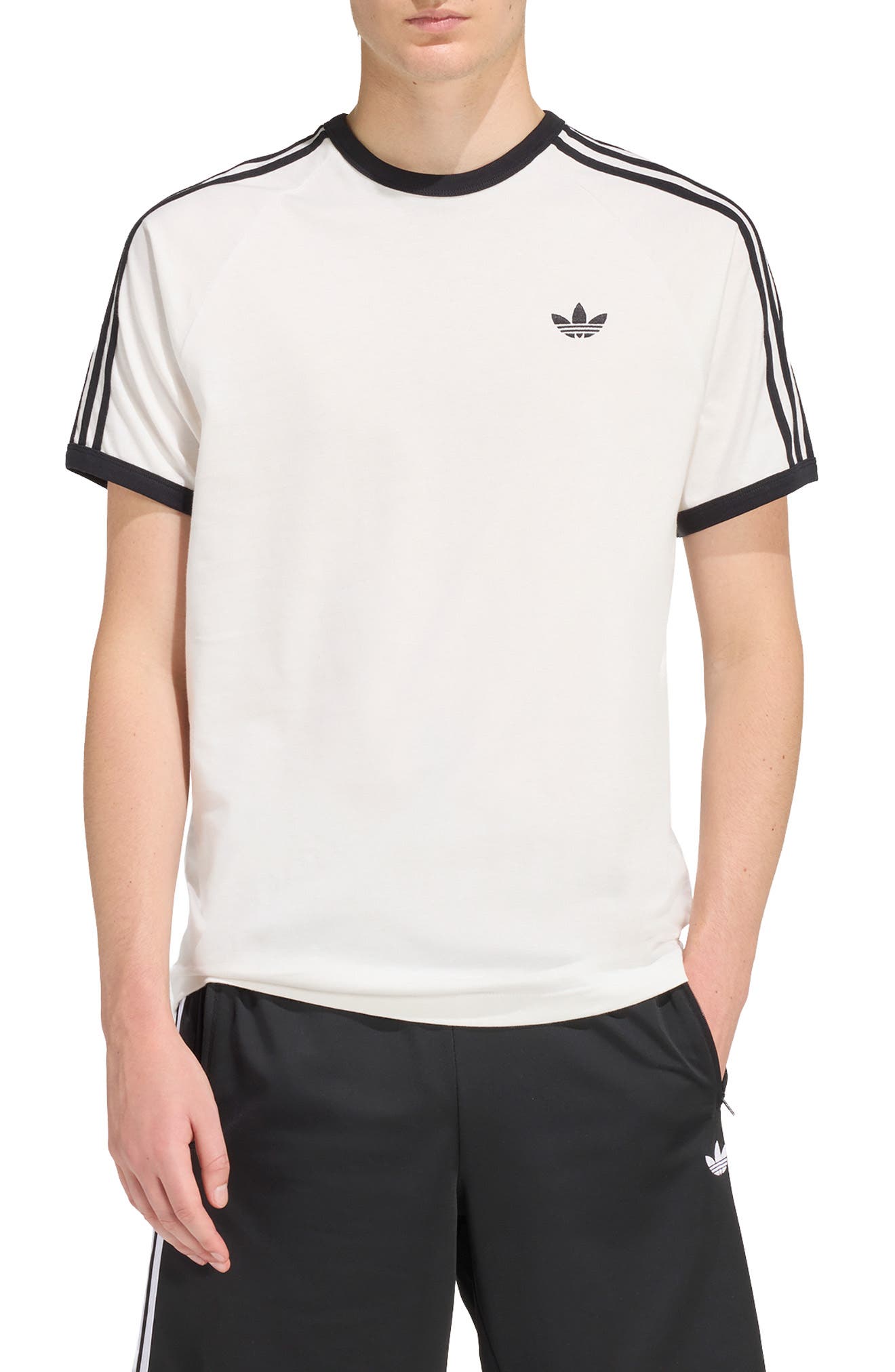 selected CLOUD WHITE