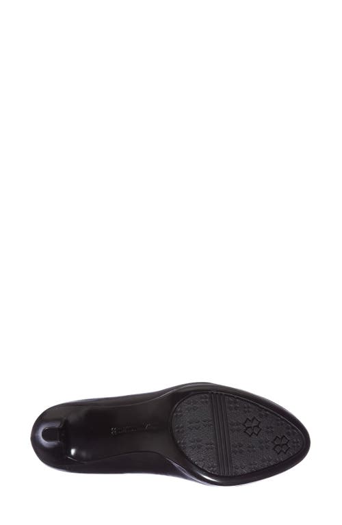 Naturalizer 'michelle' Almond Toe Pump In Black
