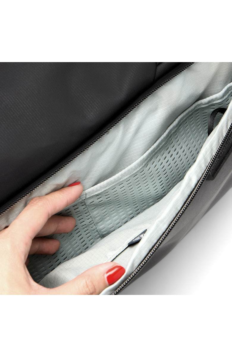 Peak Design Travel Duffel, Alternate, color, Black