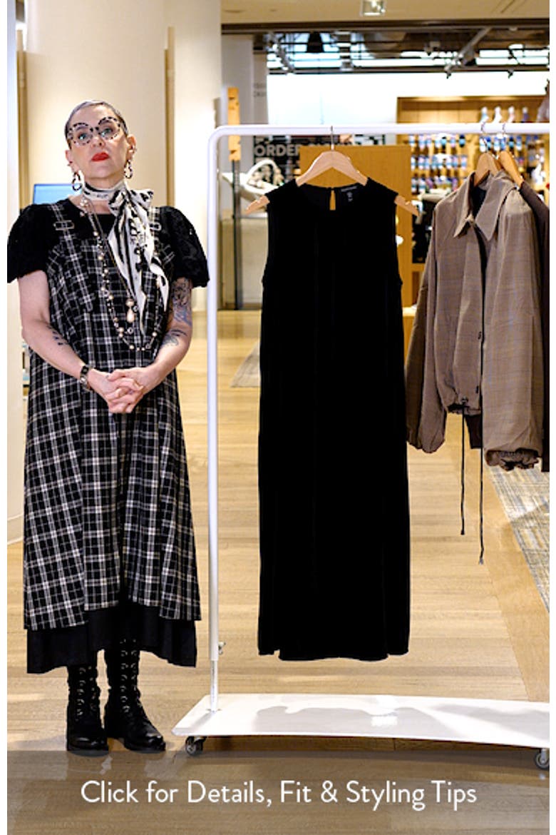 Sleeveless Velvet Midi Dress video