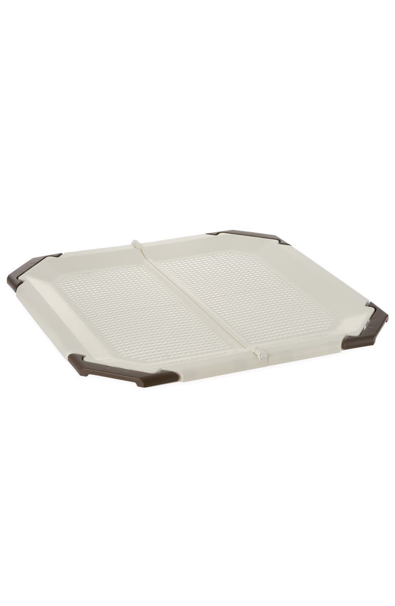 Richell PAW TRAX Mesh Potty Holder in Brown, Main, color, Multicolored