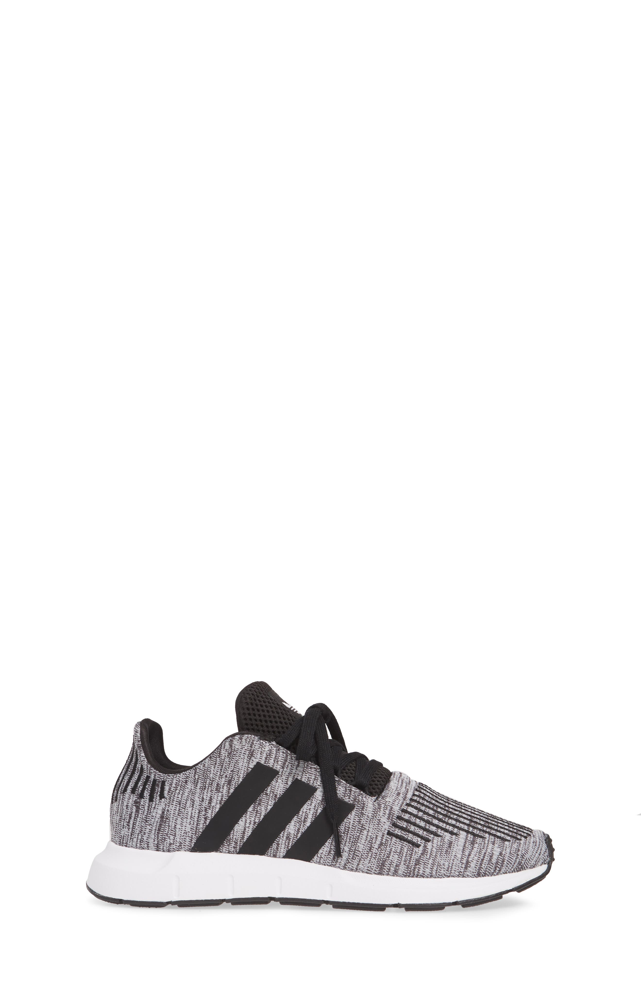 Swift Run Sneaker, Alternate, color, CLOUD WHITE/ CORE BLACK