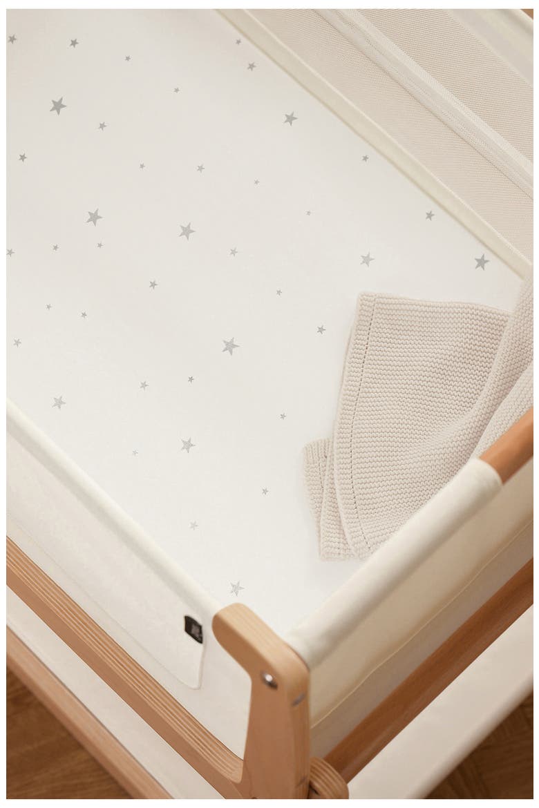 Pack of 2 Assorted Crib Sheets, Alternate, color, WHITE/ STAR