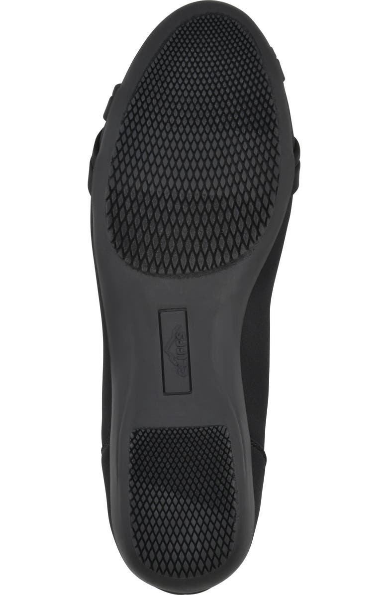 CLIFFS BY WHITE MOUNTAIN Calming Buckle Strap Flat, Alternate, color, Black/ Nylon