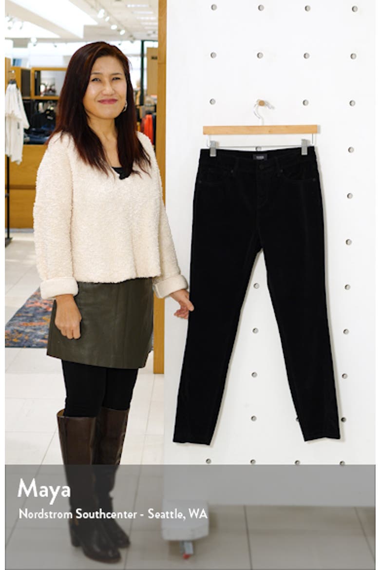 Ami Twisted Seam Split Ankle Skinny Jeans video