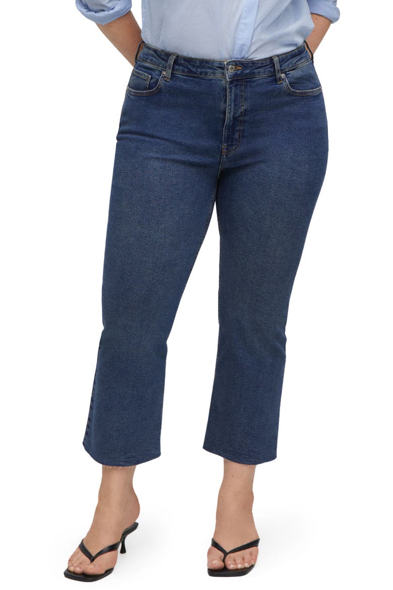Raw Hem Crop Flare Jeans, Alternate, color, MEDIUM VINTAGE BLUE