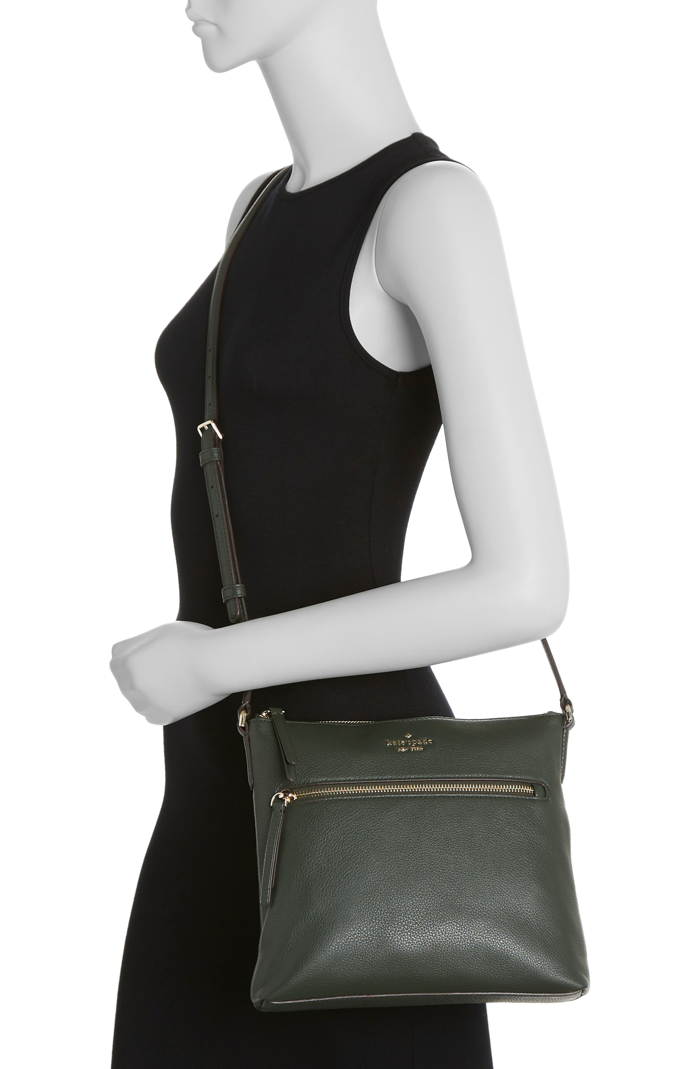 【ほぼ新品】kate spade ショルダーバッグ ナイロン ジャクソン 黒 Kate Spade New York jackson top zip leather crossbody bag (Women