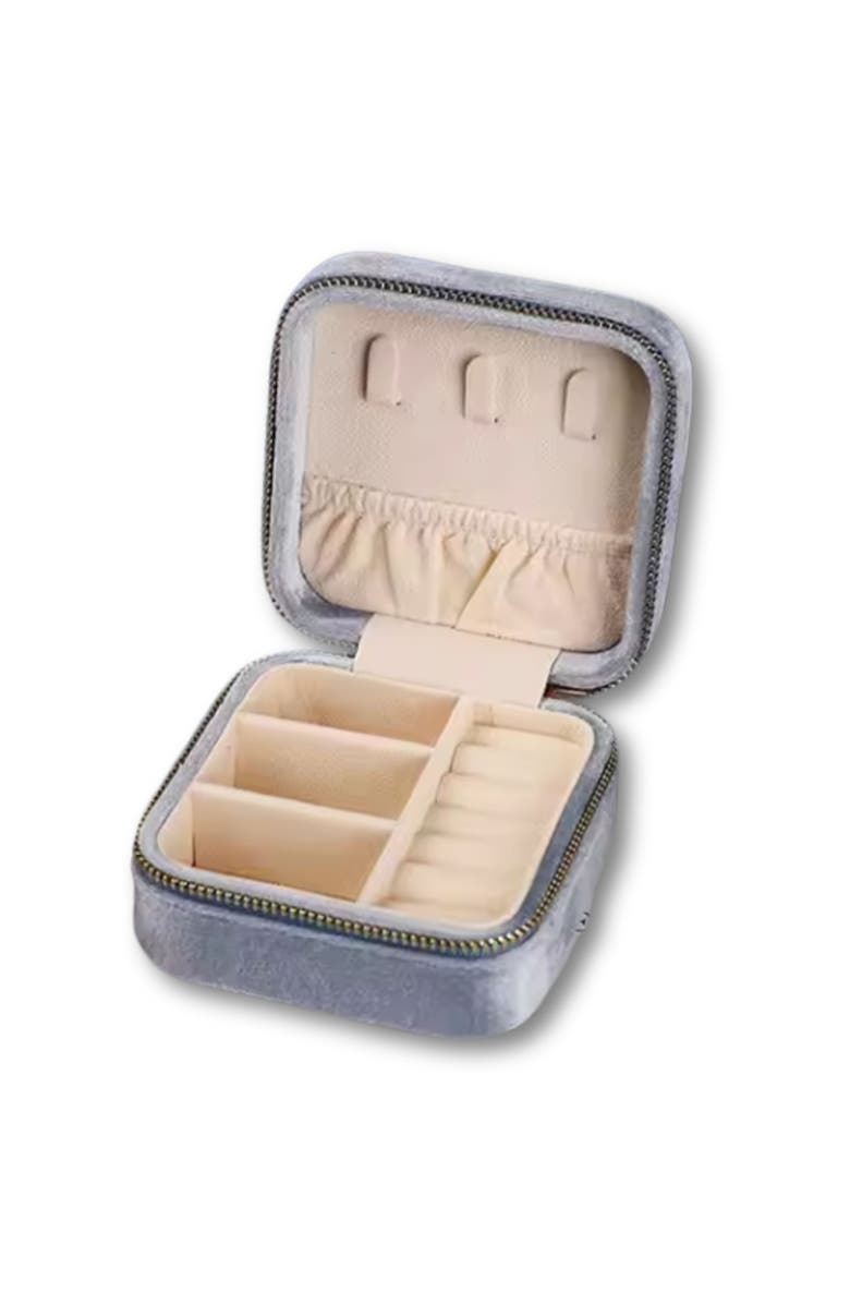 Emma Rae Velvet Square Jewelry Case, Alternate, color, 