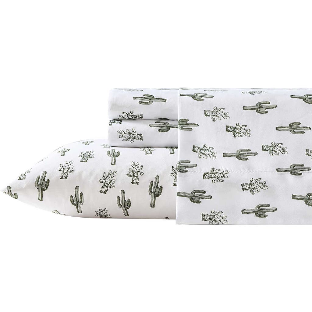 Wrangler Westin Throw Blanket In Dark Green