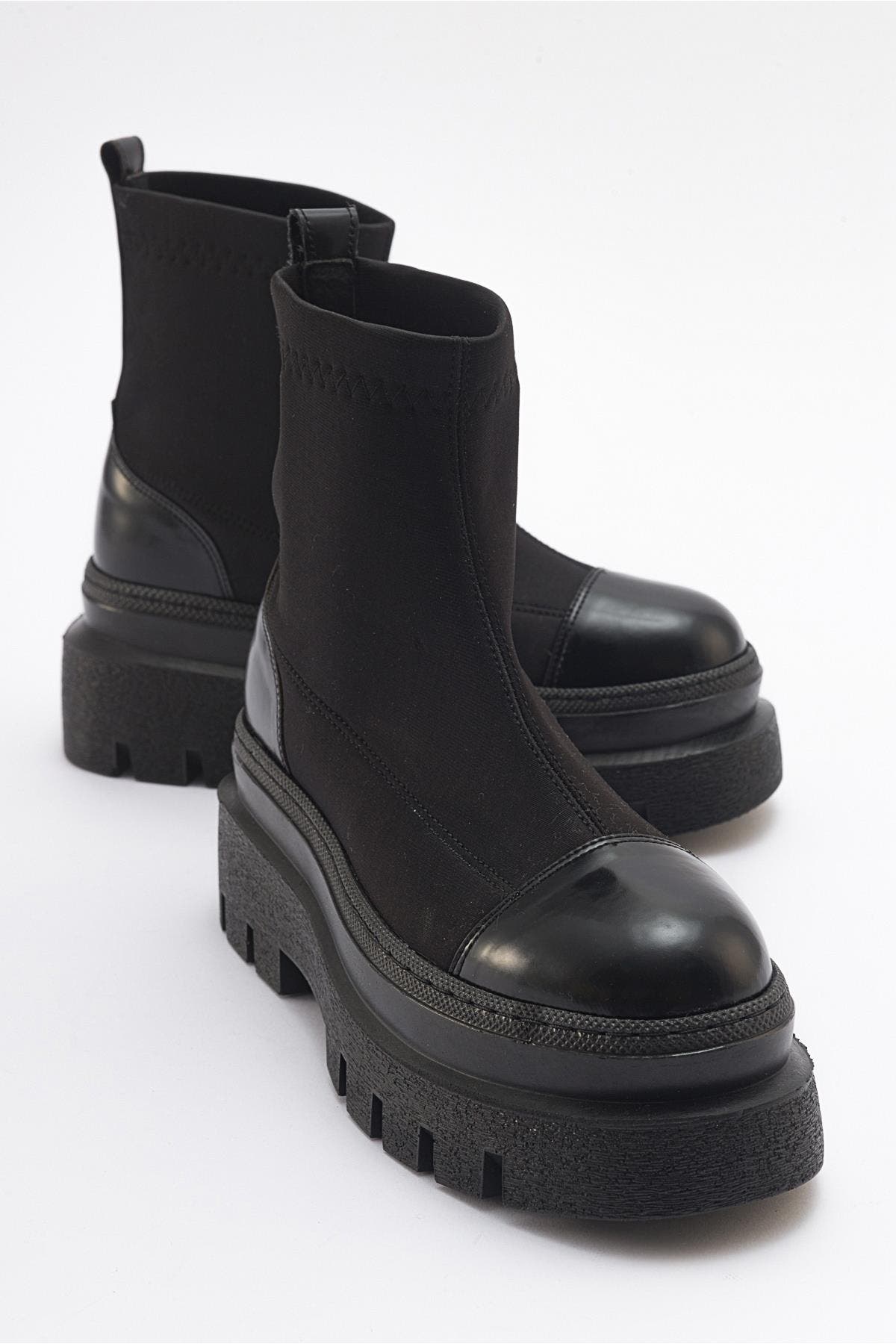 Aves Chunky Scuba Boot, Alternate, color, Black Scuba Leather