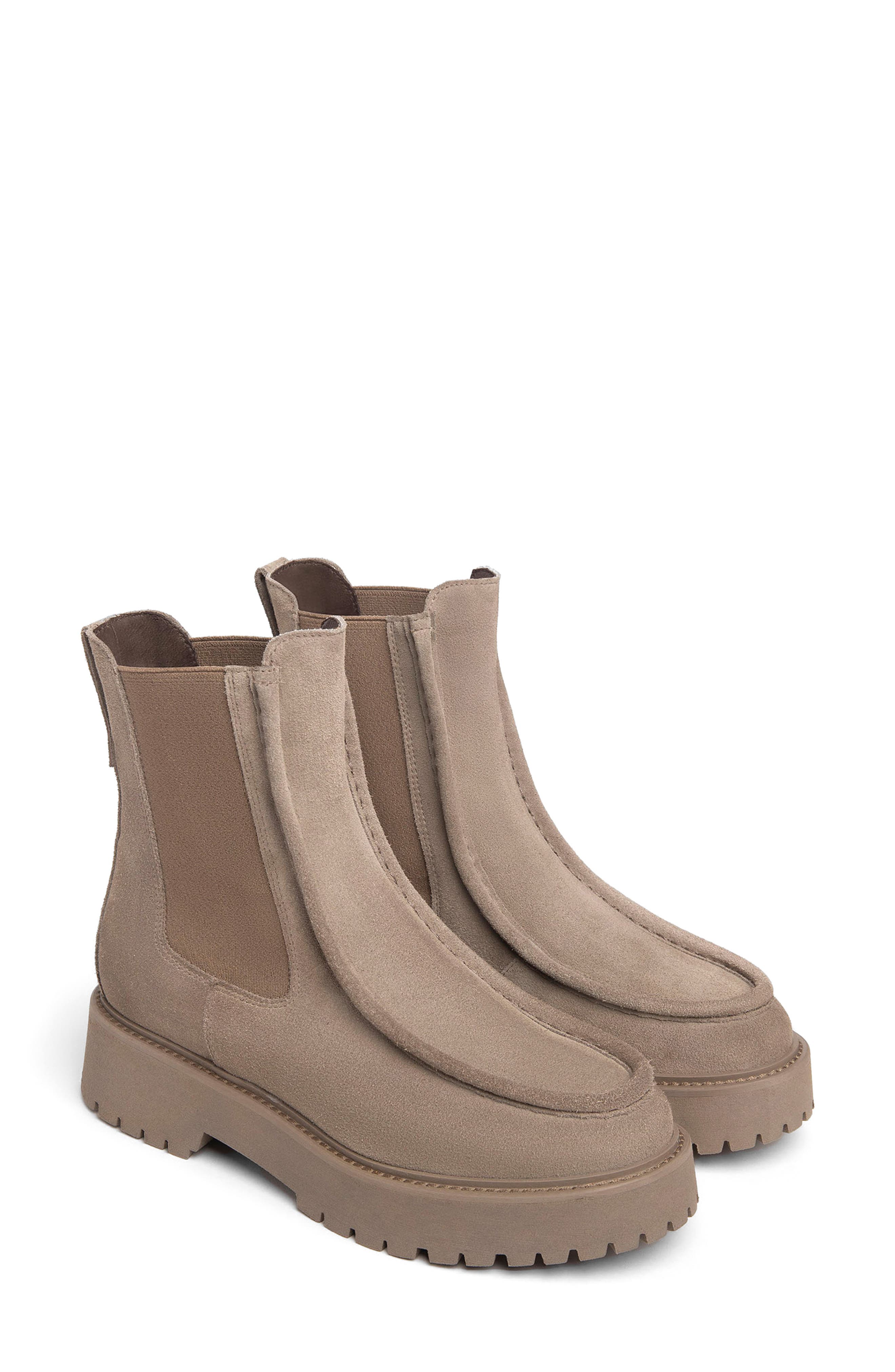 NeroGiardini Lug Sole Chelsea Boot, Main, color, 