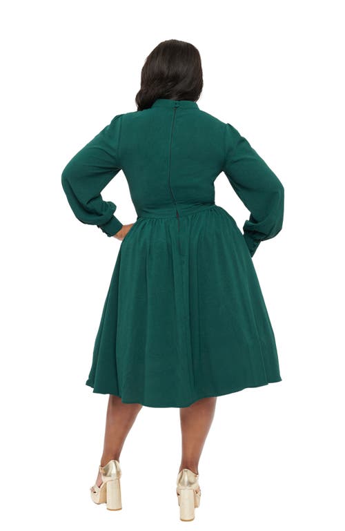 UNIQUE VINTAGE UNIQUE VINTAGE PLUS SIZE 1970S KEYHOLE SWING DRESS 