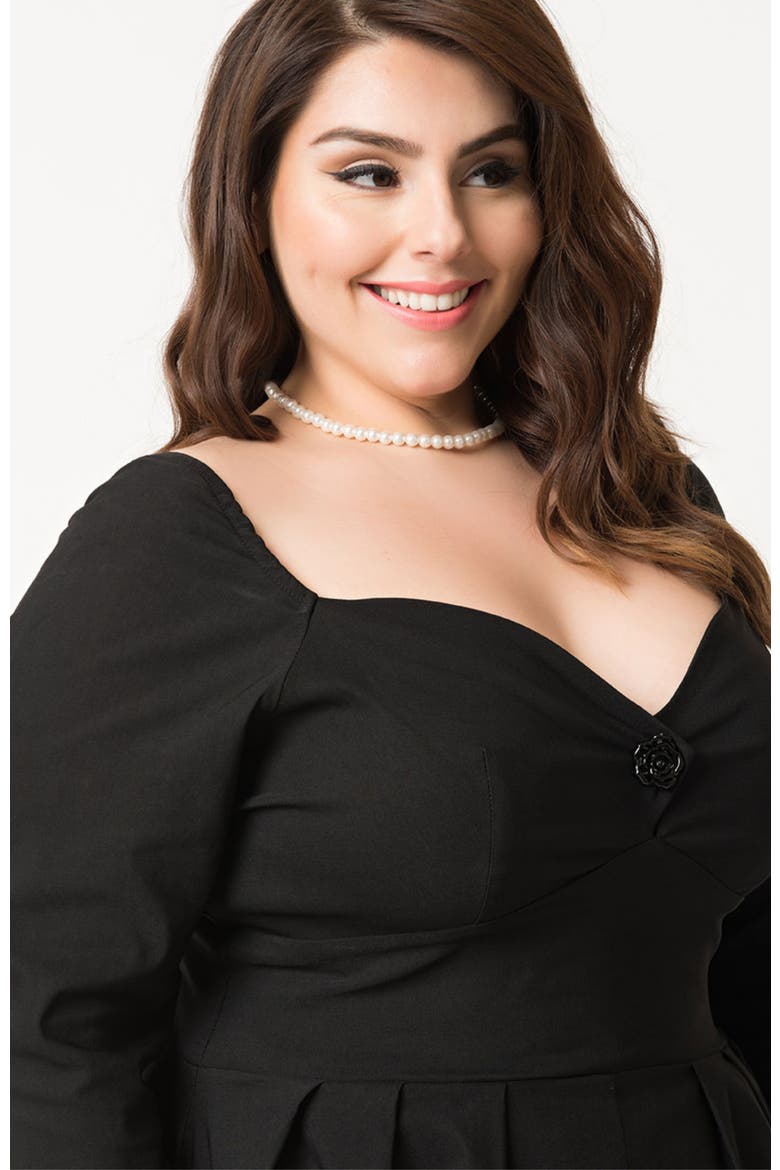 Plus Size Sweetheart Neckline Lamar Swing Dress, Alternate, color, Black